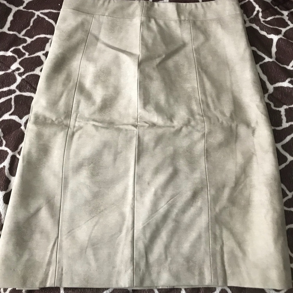 Mark by Avon skirt!❤️